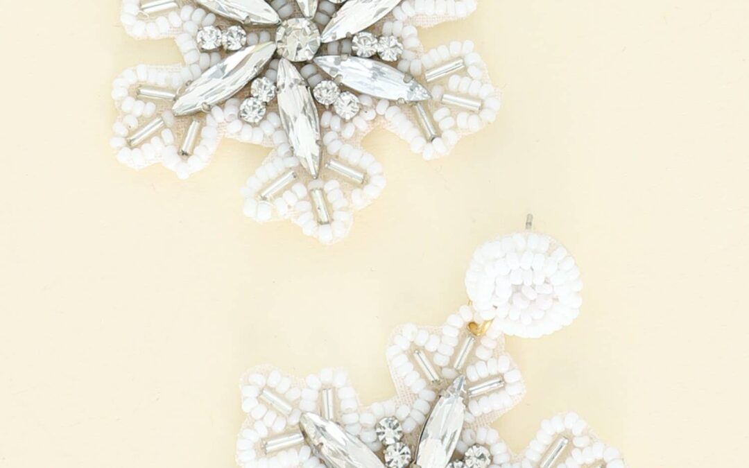 WHITE CHRISTMAS SNOWFLAKE BEADED EARRINGS
