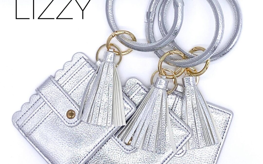 The Metallic Lizzy Wristlet: SILVER